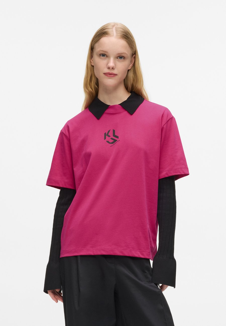 Футболка Karl Lagerfeld Jeans MONOGRAM TEE, Very Berry/Pink, Розовый, Футболка Karl Lagerfeld Jeans MONOGRAM TEE, Very Berry/Pink
Футболка Karl Lagerfeld Jeans MONOGRAM TEE, Very Berry/Pink, Розовый, Футболка Karl Lagerfeld Jeans MONOGRAM TEE, Very Berry/Pink