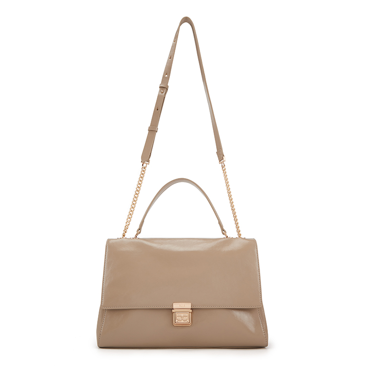 ELLE Сумка через плечо Oil Wax Cow Leather One Shoulder Portable Crossbody Flap для женщин, цвет black/tea brown
ELLE Сумка через плечо Oil Wax Cow Leather One Shoulder Portable Crossbody Flap для женщин, цвет black/tea brown