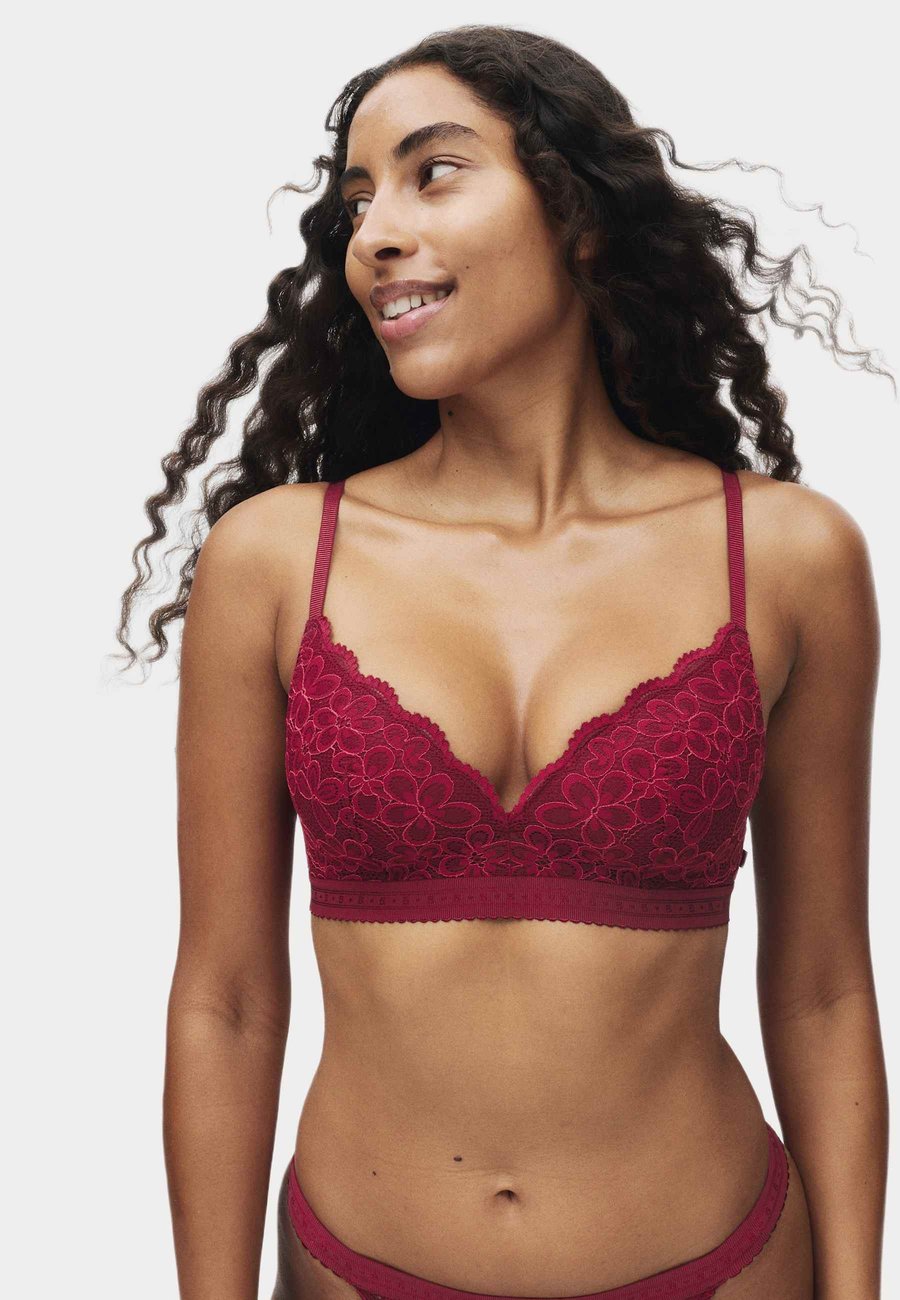 Бюстгальтер Marks & Spencer NON WIRED PLUNGE, Dark Red Mix/Mottled Dark Red
Бюстгальтер Marks & Spencer NON WIRED PLUNGE, Dark Red Mix/Mottled Dark Red