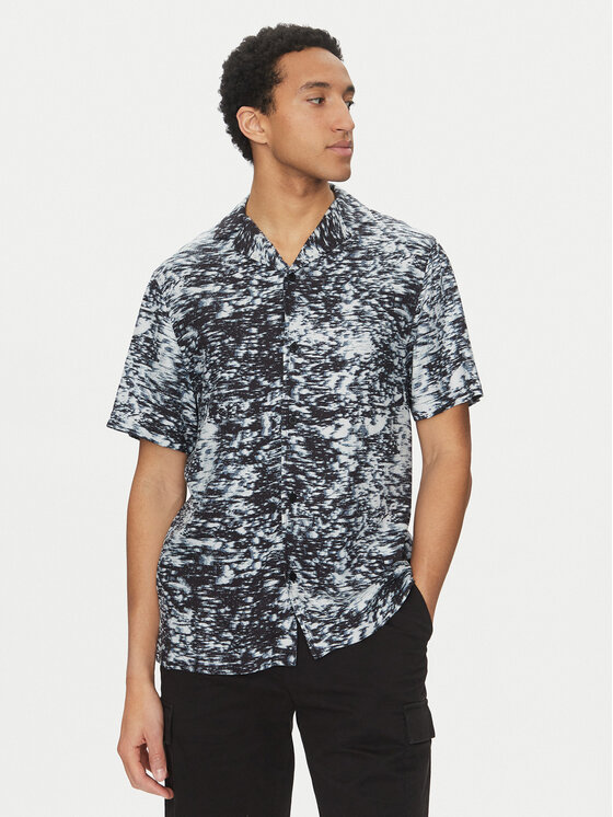 Рубашка обычного кроя KM0KM01148 Calvin Klein Swimwear, серый
Рубашка обычного кроя KM0KM01148 Calvin Klein Swimwear, серый