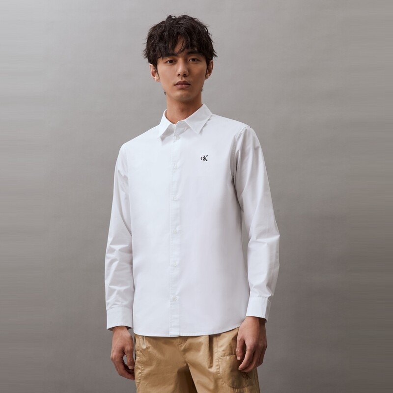 Куртка-рубашка мужская Calvin Klein Jeans с вышитыми буквами, черный
Куртка-рубашка мужская Calvin Klein Jeans с вышитыми буквами, черный