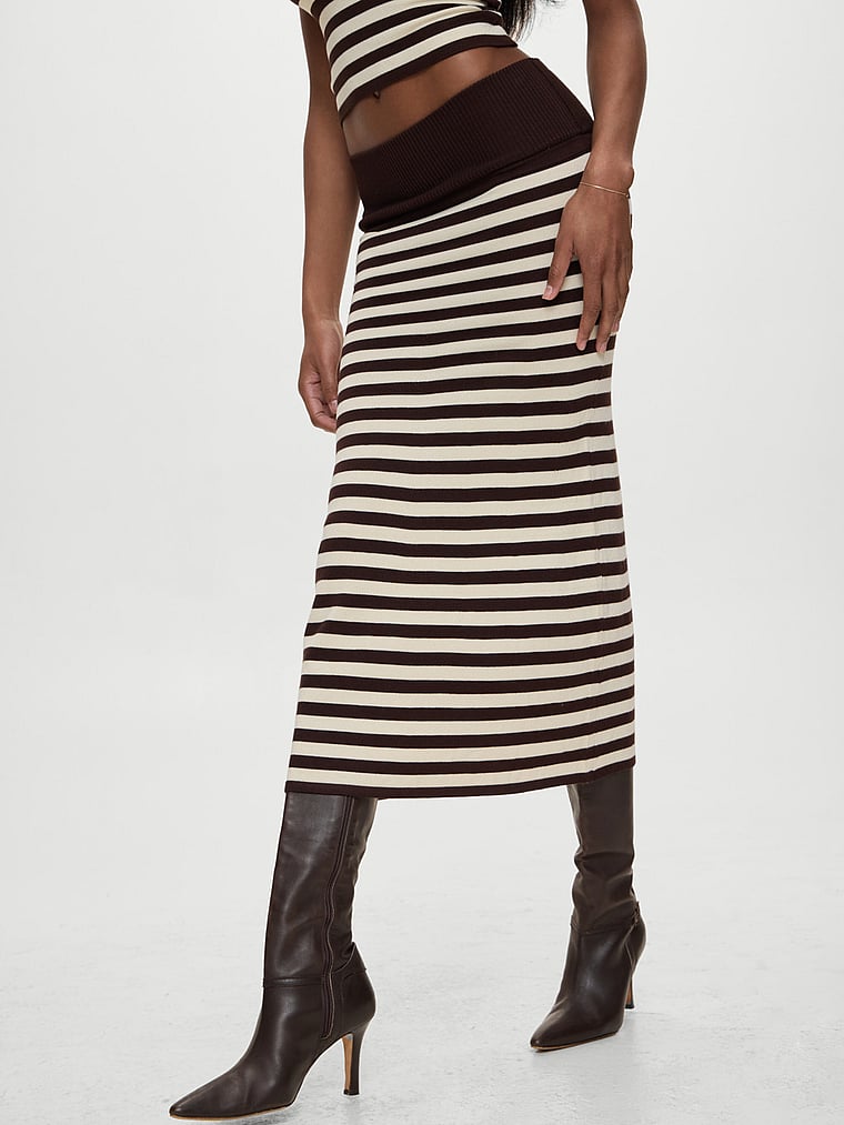 Юбка миди из трикотажной пряжи Такер Frankies Bikinis, цвет cowboy stripe
Юбка миди из трикотажной пряжи Такер Frankies Bikinis, цвет cowboy stripe