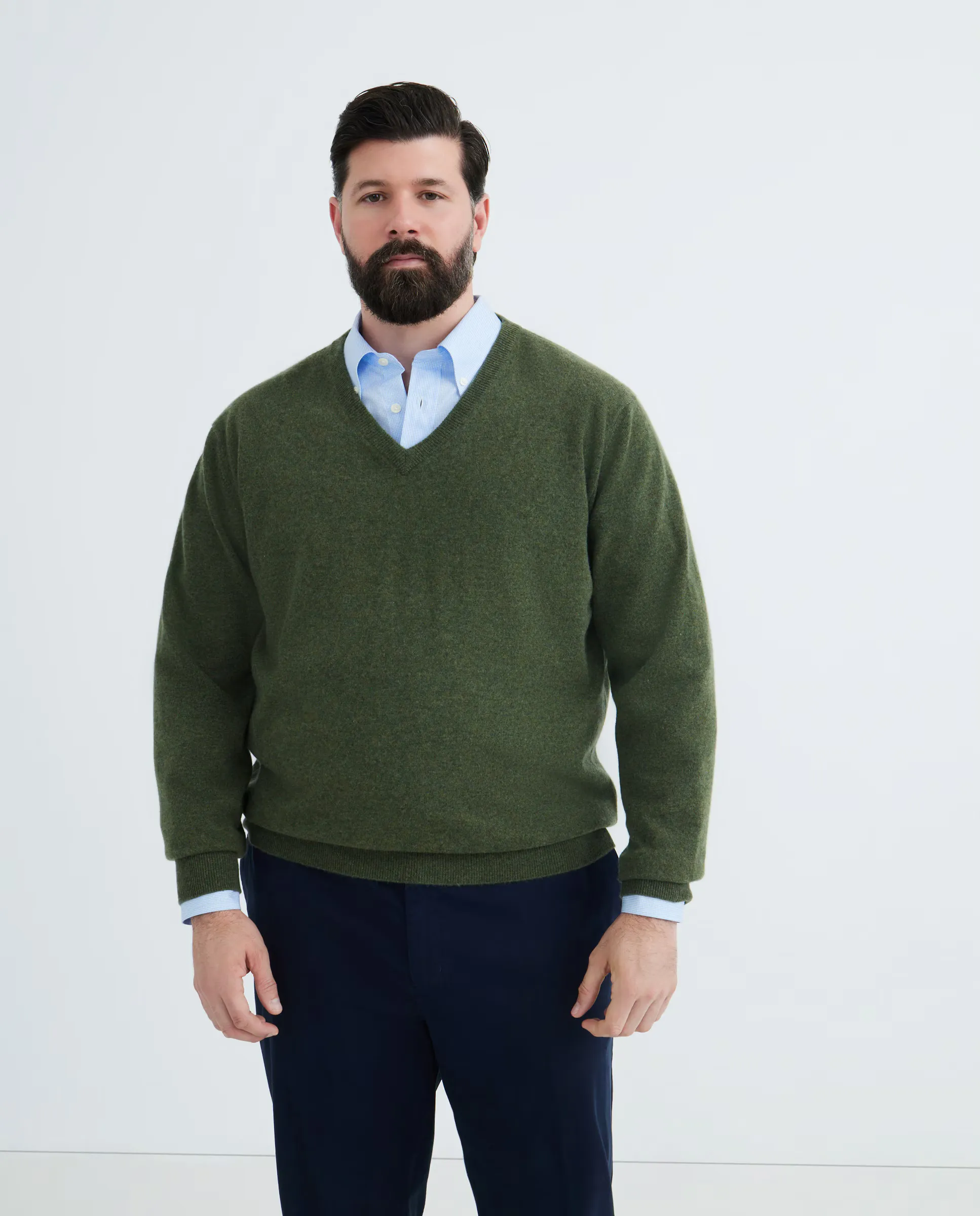 Джемпер мужской с V-образным вырезом гладкий кашемир большие размеры Emidio Tucci, цвет Kaki
Джемпер мужской с V-образным вырезом гладкий кашемир большие размеры Emidio Tucci, цвет Kaki