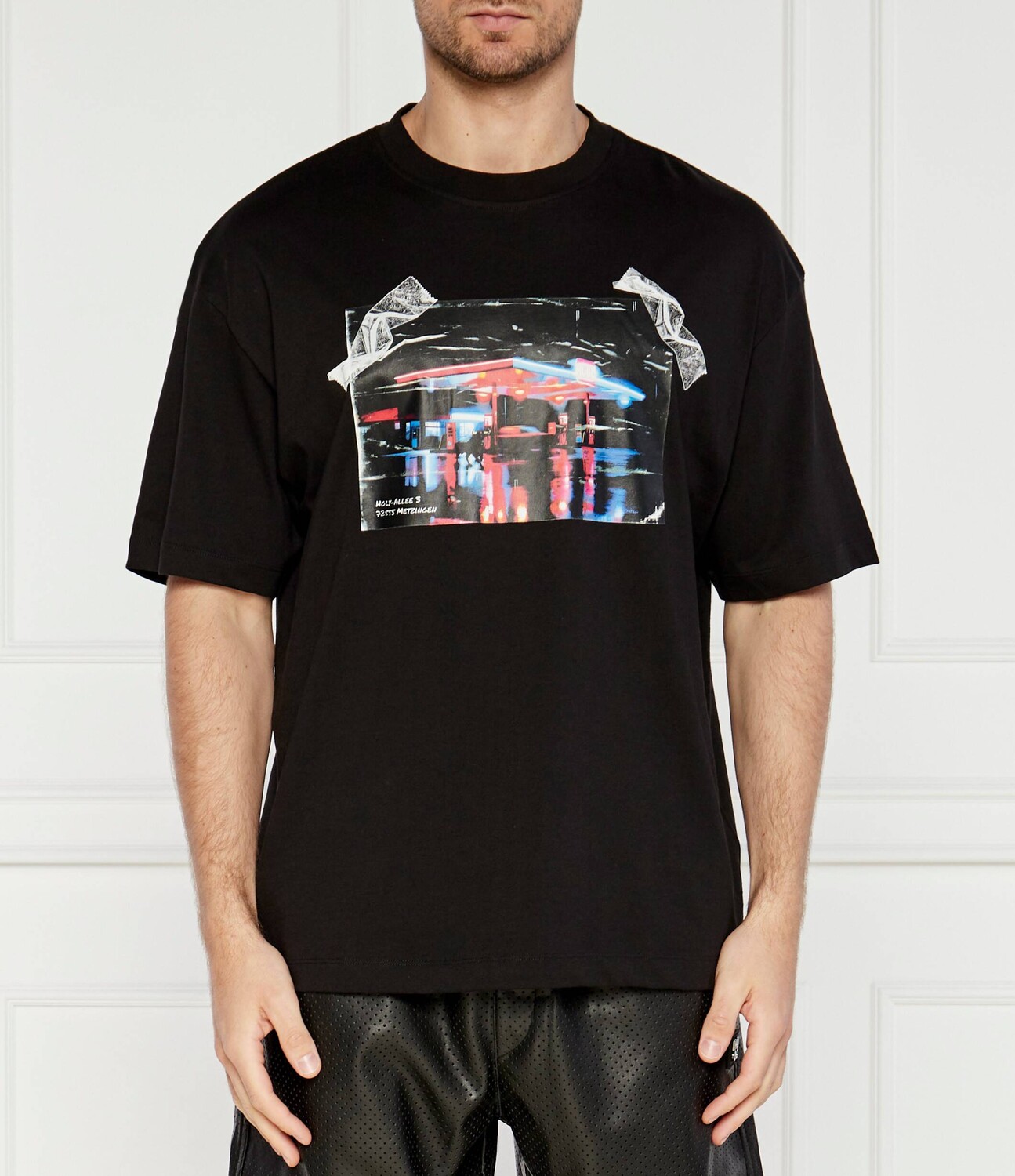 Футболка HUGO X RACING BULLS Relaxed fit, черный
Футболка HUGO X RACING BULLS Relaxed fit, черный