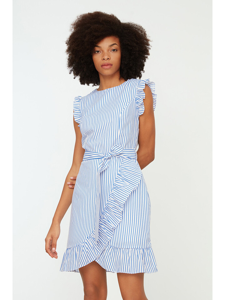 Платье trendyol, светло-синий
Платье trendyol, светло-синий