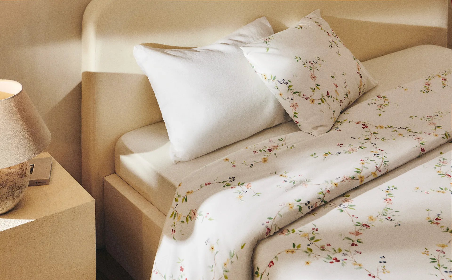 (200 нитей) пододеяльник из перкаля с цветочным принтом Zara Home, цвет Oyster White
(200 нитей) пододеяльник из перкаля с цветочным принтом Zara Home, цвет Oyster White