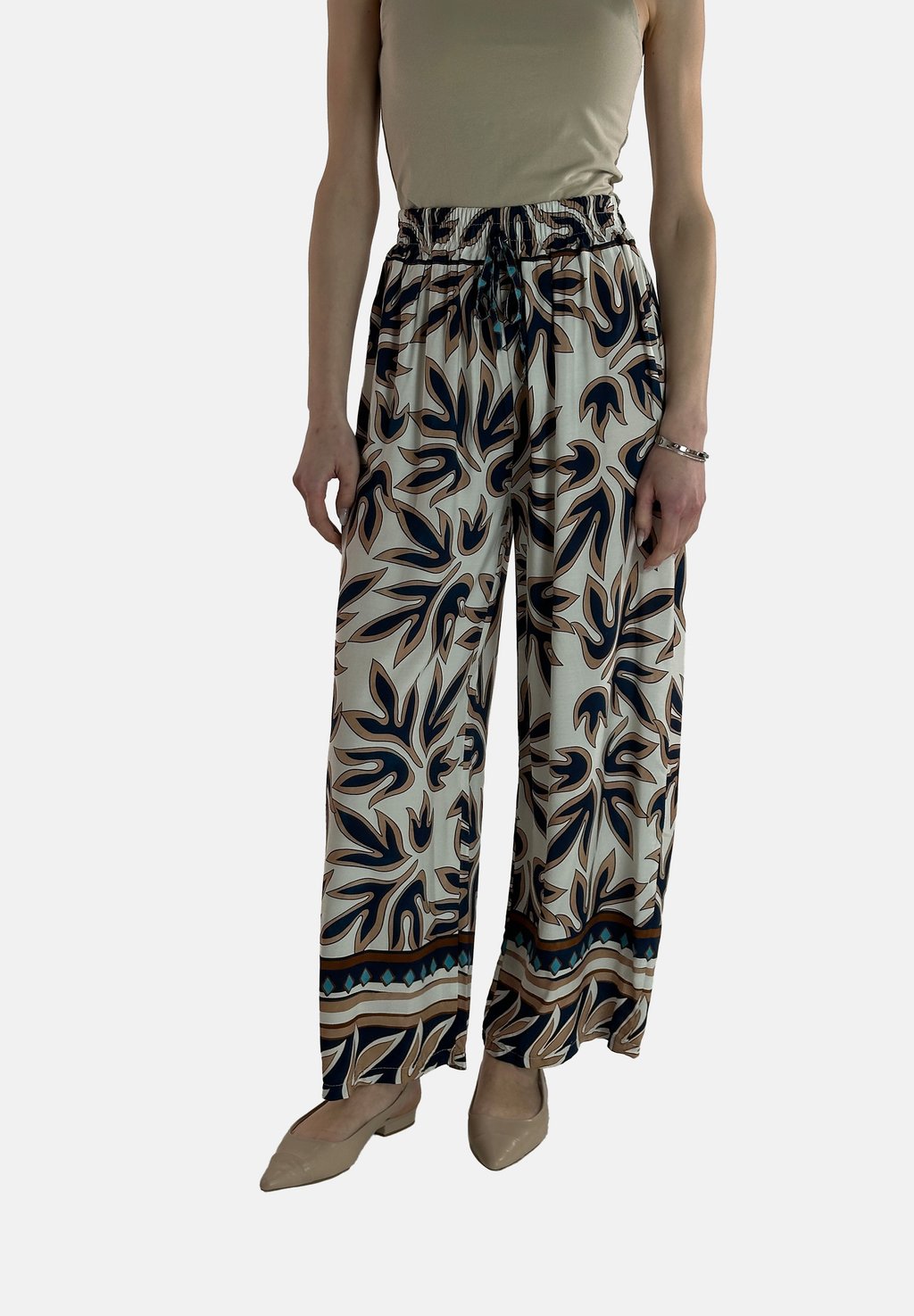 Брюки Elara, темно-синий
Брюки Elara, темно-синий