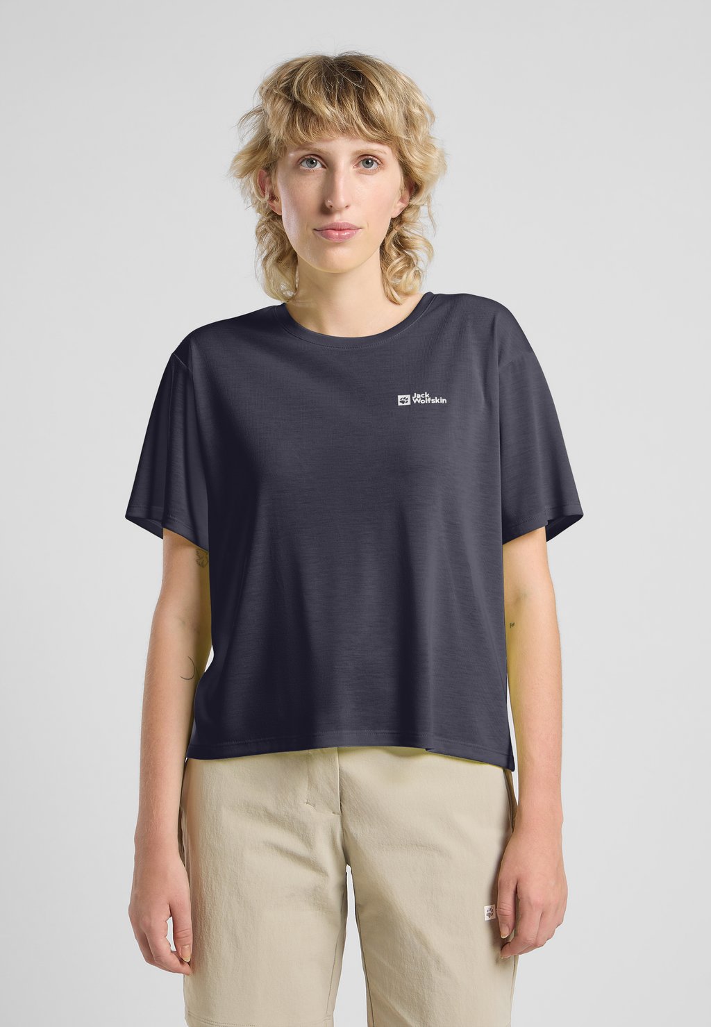 Спортивная футболка VONNAN Jack Wolfskin, серый
Спортивная футболка VONNAN Jack Wolfskin, серый