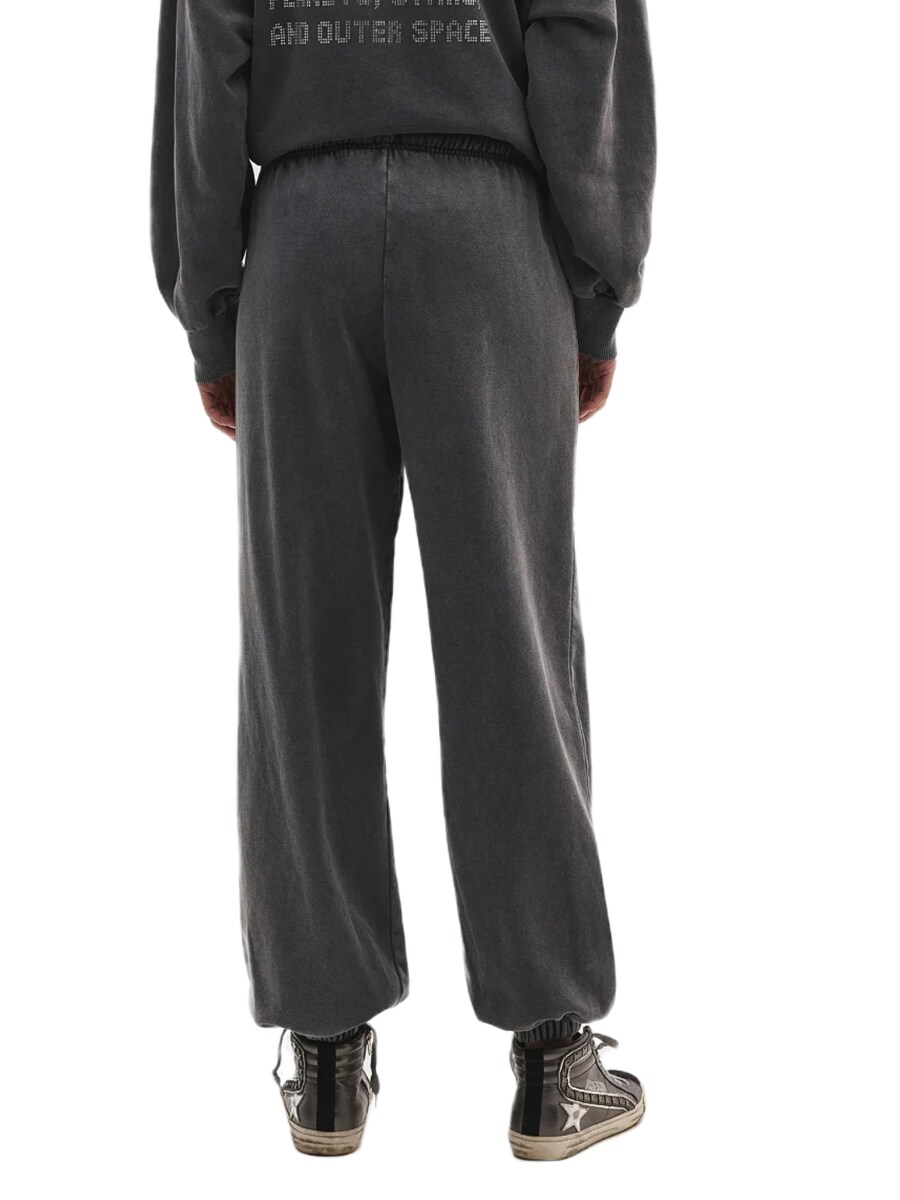 Мешковатые штаны No Matter What, антрацит
Мешковатые штаны No Matter What, антрацит