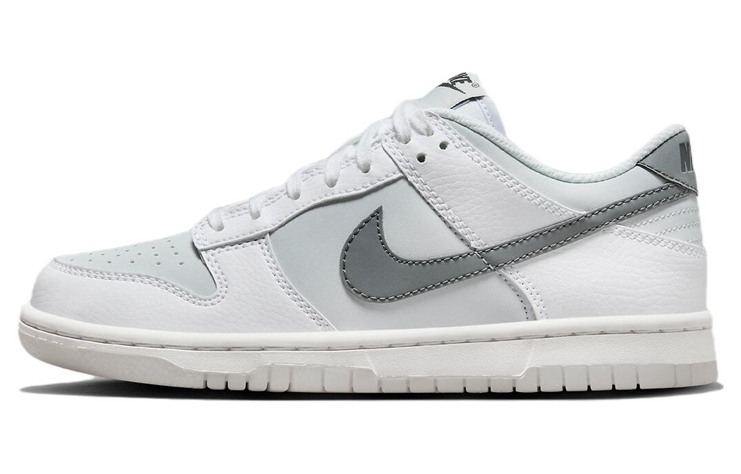 Dunk Low светоотражающий Swoosh Белый GS Nike
Dunk Low светоотражающий Swoosh Белый GS Nike