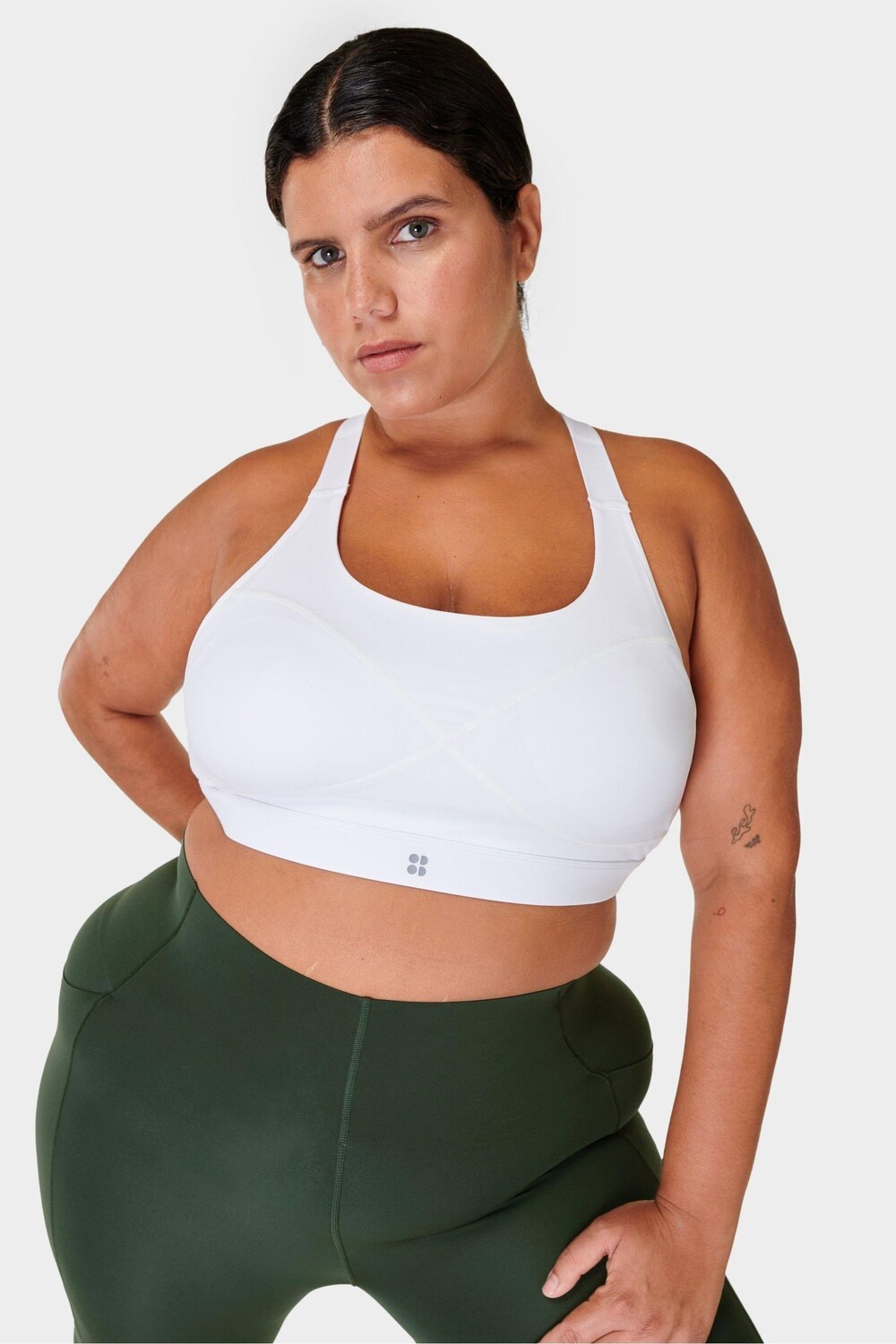 Спортивный бюстгальтер Power со средней поддержкой Sweaty Betty, белый 
Спортивный бюстгальтер Power со средней поддержкой Sweaty Betty, белый