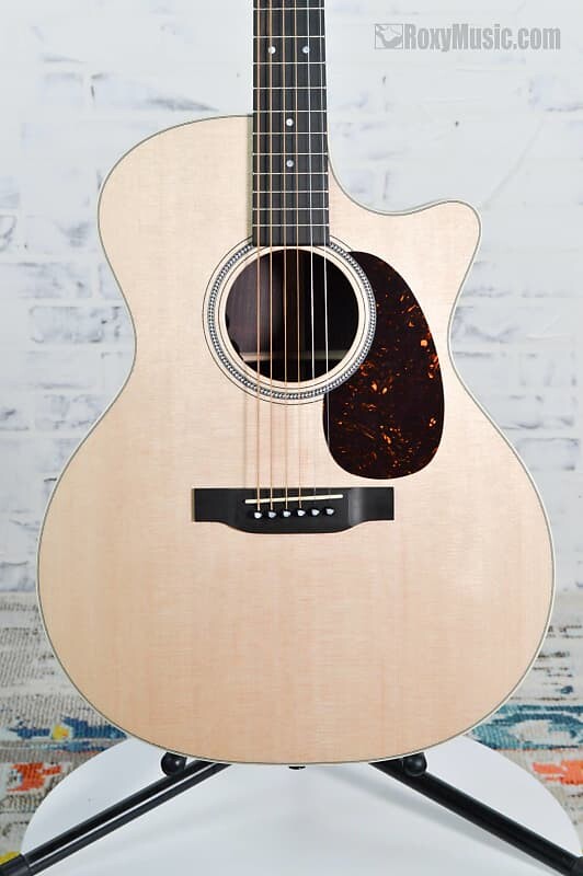 Акустическая гитара Martin GPC16E Rosewood Grand Performance Acoustic Electric Guitar w/Softshell
Акустическая гитара Martin GPC16E Rosewood Grand Performance Acoustic Electric Guitar w/Softshell