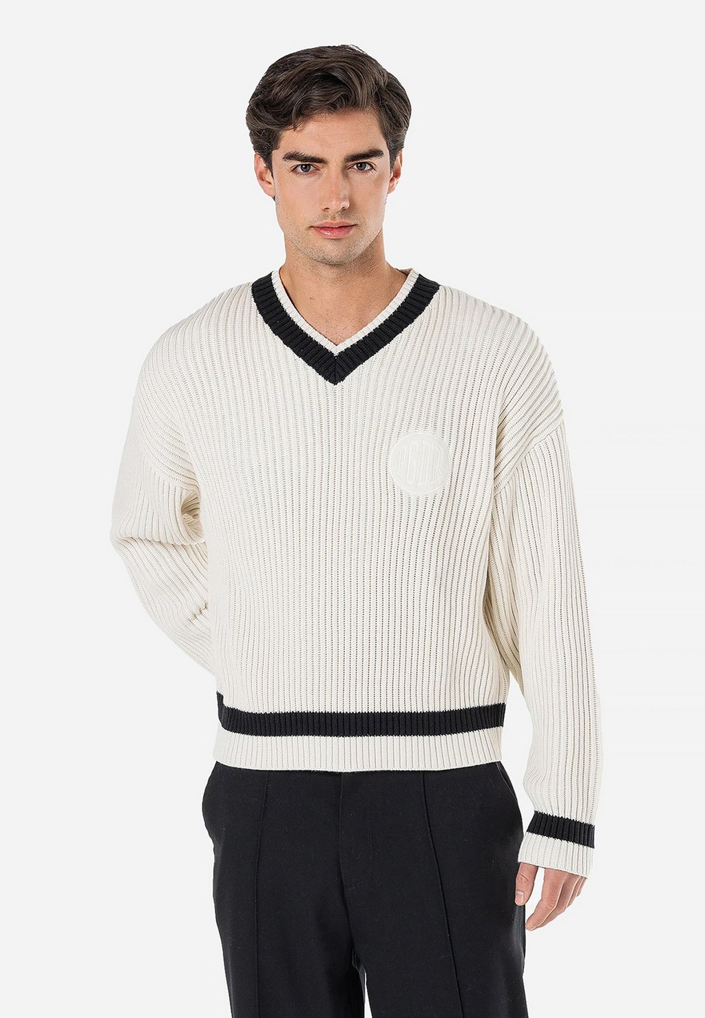 Джемпер OAKLAKE Pegador, кремовый
Джемпер OAKLAKE Pegador, кремовый