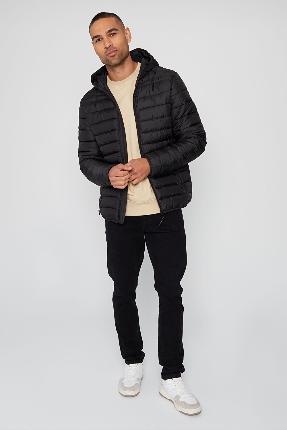 Утепленная куртка с капюшоном и матовым покрытием Threadbare, черный
Утепленная куртка с капюшоном и матовым покрытием Threadbare, черный