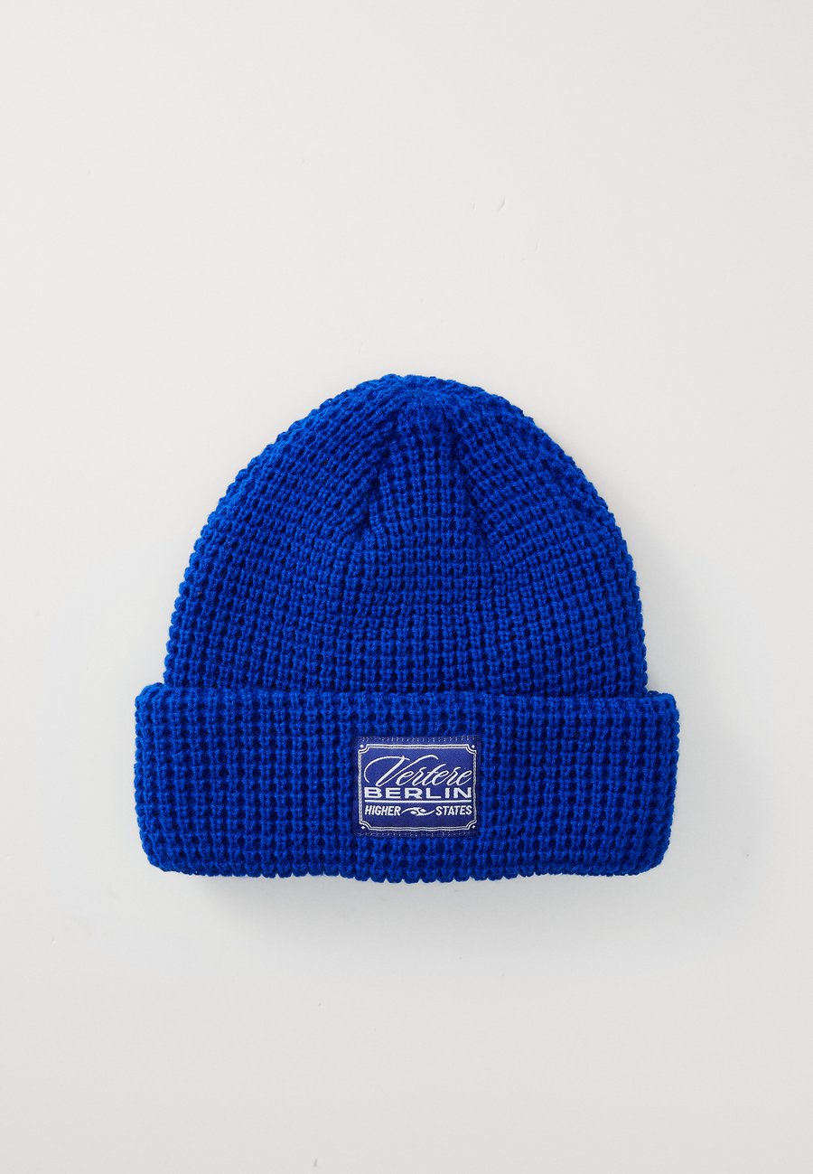 Шапка Vertere Berlin HIGHER STATES BEANIE UNISEX, Blue
Шапка Vertere Berlin HIGHER STATES BEANIE UNISEX, Blue