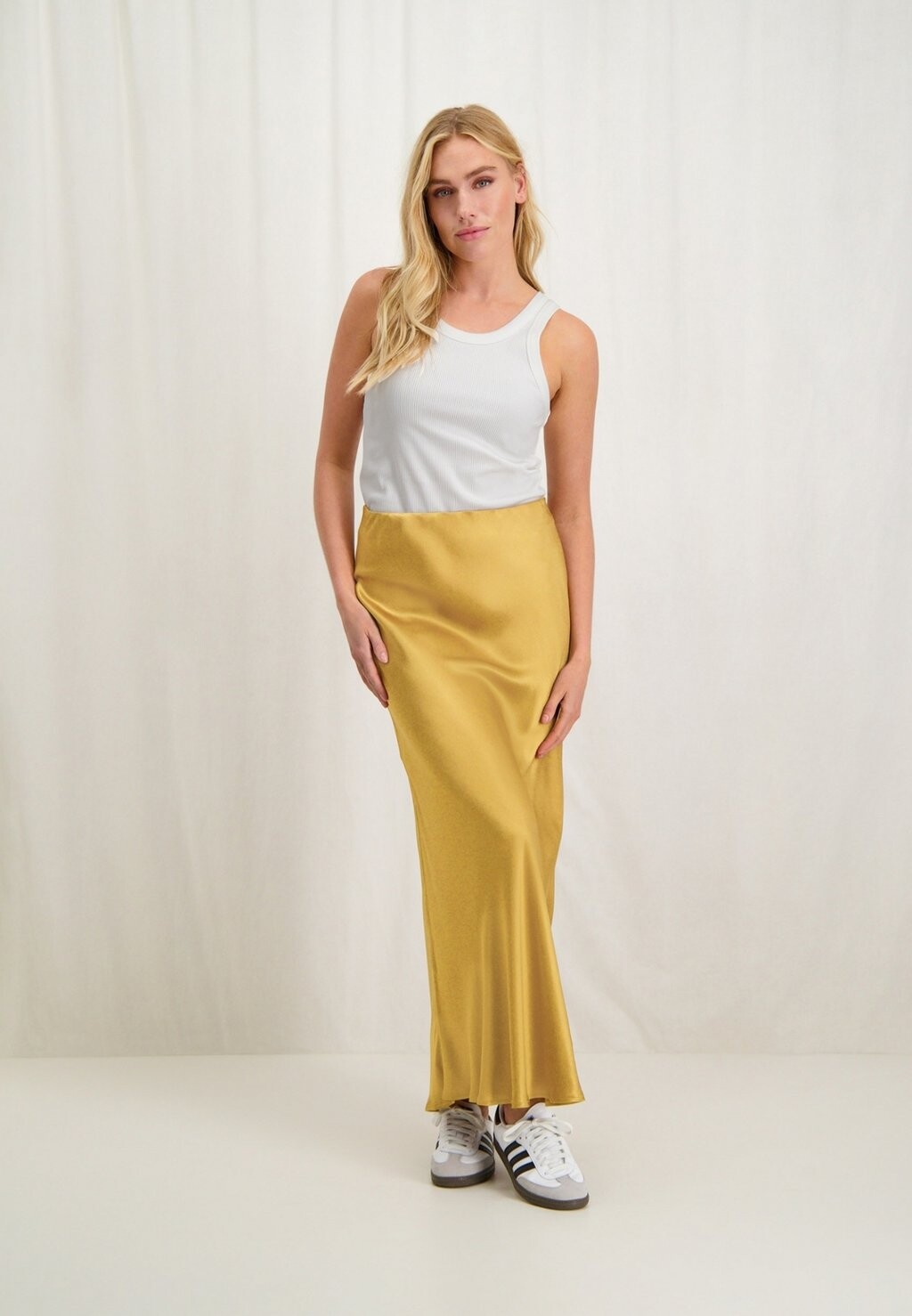 Юбка макси MONROE Circle of Trust, желтый
Юбка макси MONROE Circle of Trust, желтый