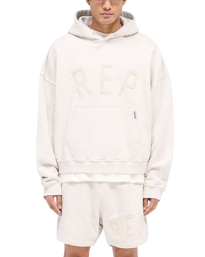 Оверсайз худи с аппликацией логотипа REP Represent, слоновая кость/кремовый
Оверсайз худи с аппликацией логотипа REP Represent, слоновая кость/кремовый