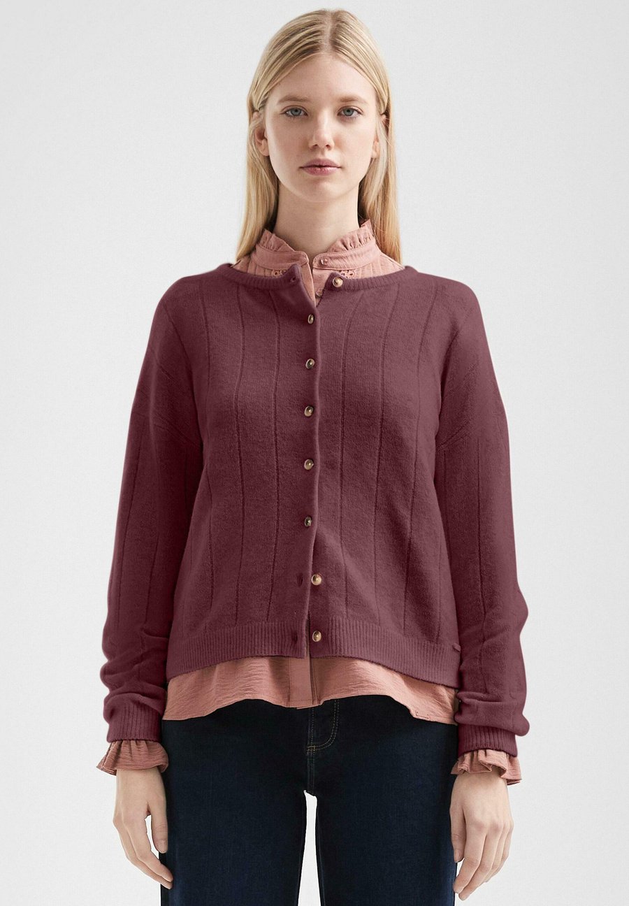 Кардиган QS Cardigan, Bordeaux/Red
Кардиган QS Cardigan, Bordeaux/Red