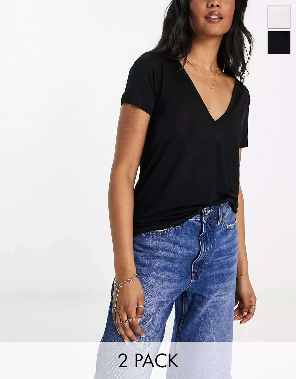 Комплект непринужденных футболок с v-образным вырезом ASOS (2 пары) черного и белого цвета, Черный, Комплект непринужденных футболок с v-образным вырезом ASOS (2 пары) черного и белого цвета
Комплект непринужденных футболок с v-образным вырезом ASOS (2 пары) черного и белого цвета, Черный, Комплект непринужденных футболок с v-образным вырезом ASOS (2 пары) черного и белого цвета