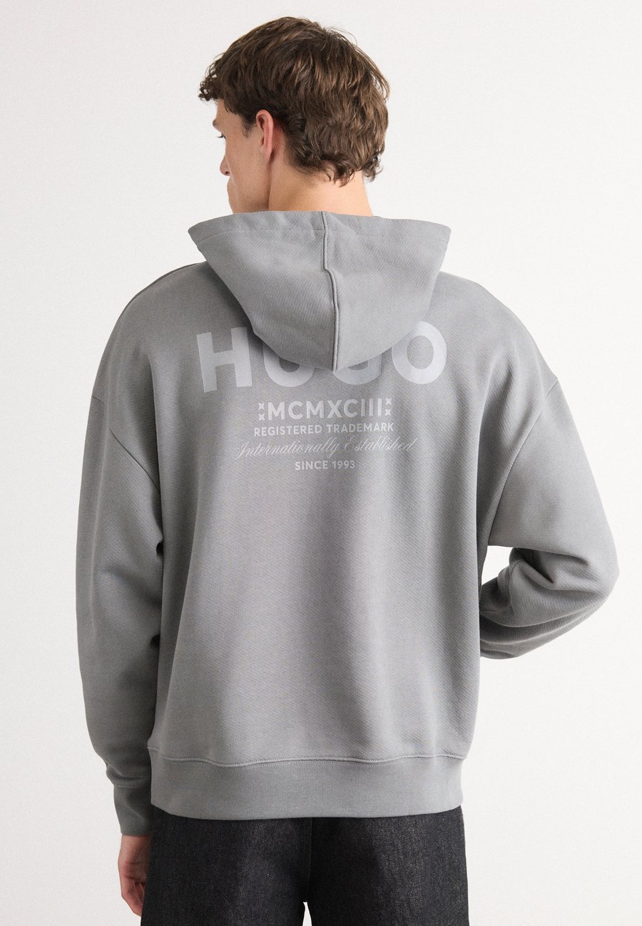 Худи HUGO NAZARDO, Medium Grey/Grey
Худи HUGO NAZARDO, Medium Grey/Grey