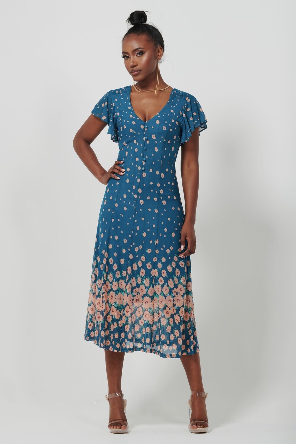 Платье миди с расклешенным силуэтом и зеркальной сеткой Jolie Moi, синий
Платье миди с расклешенным силуэтом и зеркальной сеткой Jolie Moi, синий