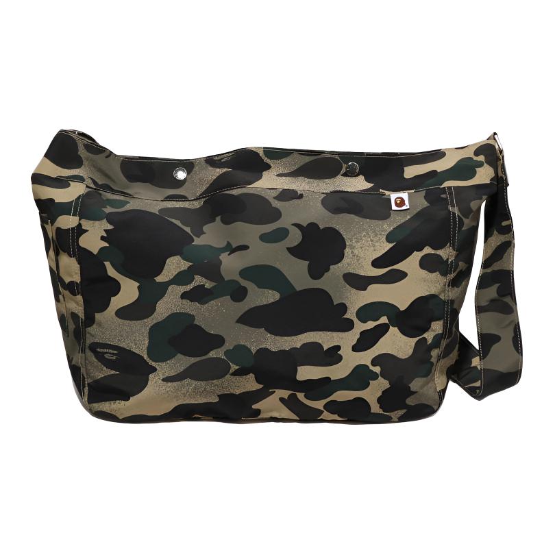 A BATHING APE Тканевая сумка через плечо унисекс камуфляж, Camouflage
A BATHING APE Тканевая сумка через плечо унисекс камуфляж, Camouflage