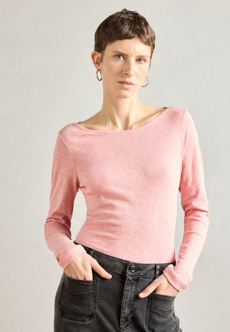 Топ Marc O'Polo LONG SLEEVE BOAT NECK, Natural Rose/Pink
Топ Marc O'Polo LONG SLEEVE BOAT NECK, Natural Rose/Pink