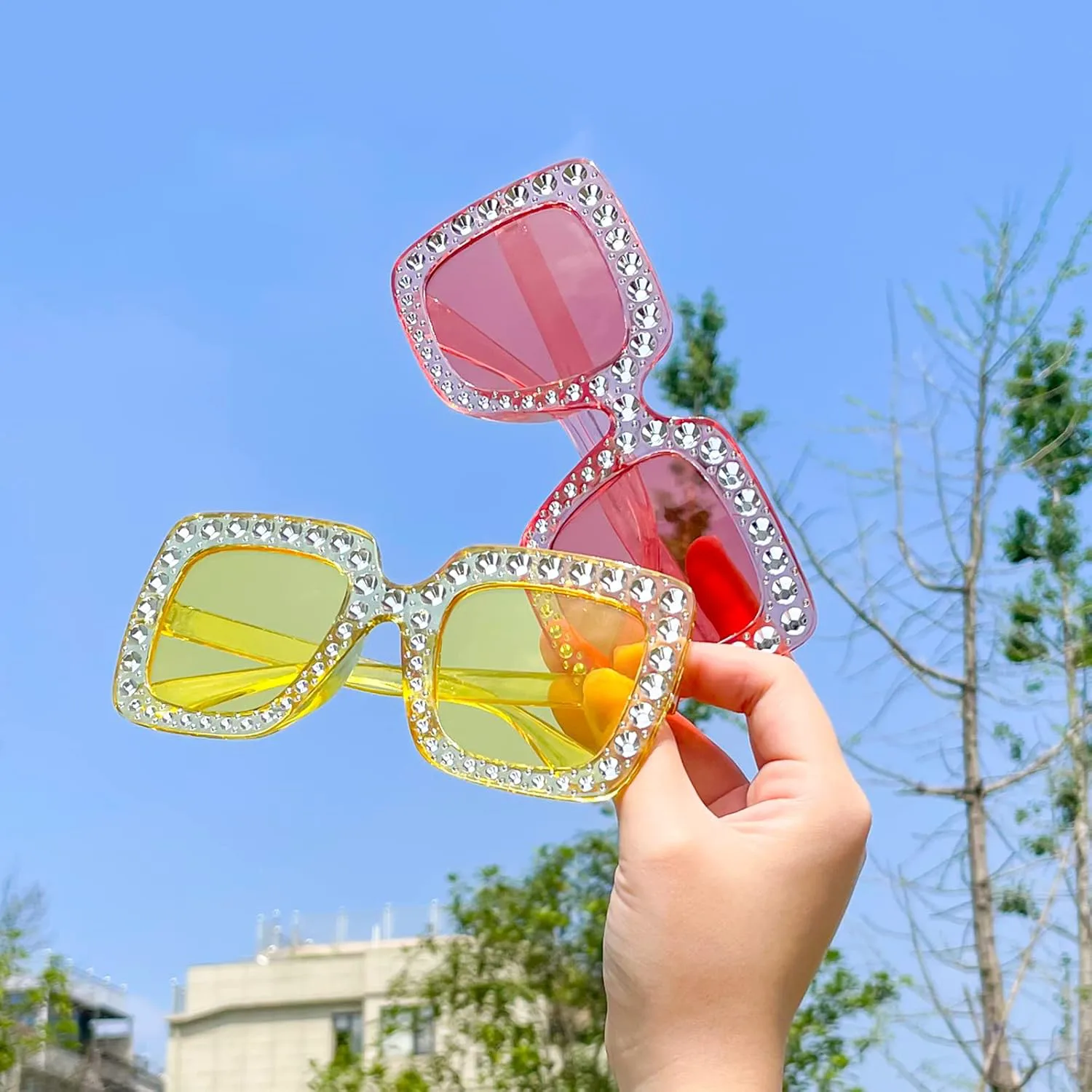 Солнцезащитные очки Matcheck 10/20 Pack для женщин, сверкающие кристаллами, большие квадратные, с блестками, в стиле диско, модные аксессуары 70-х, 10 Multicolor
Солнцезащитные очки Matcheck 10/20 Pack для женщин, сверкающие кристаллами, большие квадратные, с блестками, в стиле диско, модные аксессуары 70-х, 10 Multicolor