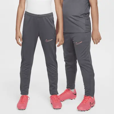 Брюки Nike Dri-FIT Academy23 Kids' Soccer Pants, цвет Iron Grey/Iron Grey/Sunset Pulse
Брюки Nike Dri-FIT Academy23 Kids' Soccer Pants, цвет Iron Grey/Iron Grey/Sunset Pulse
