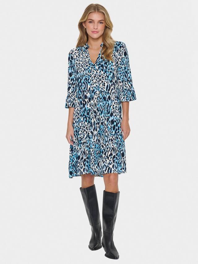 Многоуровневое платье eda с животным принтом Saint Tropez, цвет Baby Blue
Многоуровневое платье eda с животным принтом Saint Tropez, цвет Baby Blue