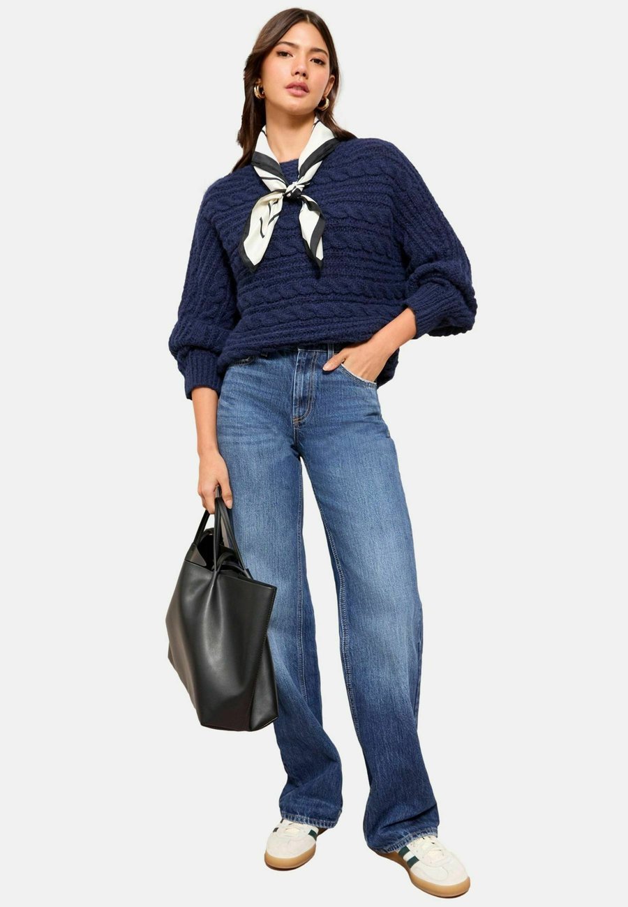 Джемпер Friends Like These CABLE BATWING, Navy/Blue
Джемпер Friends Like These CABLE BATWING, Navy/Blue