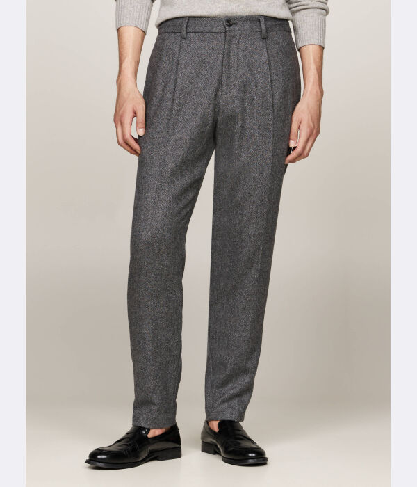 Шерстяные брюки Tapered fit Tommy Hilfiger, серый
Шерстяные брюки Tapered fit Tommy Hilfiger, серый