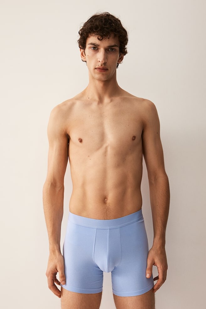 Упаковка из 5 трусов-боксеров средней длины с лайкрой H&M, мультиколор
Упаковка из 5 трусов-боксеров средней длины с лайкрой H&M, мультиколор