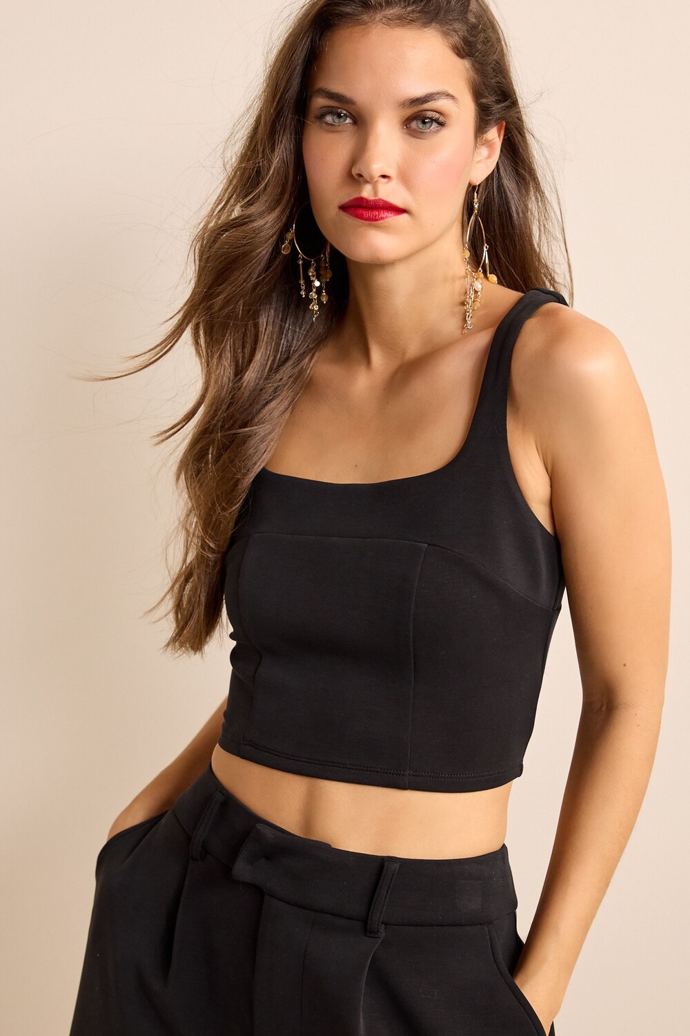 Приталенный укороченный топ Going Out Party Next, черный
Приталенный укороченный топ Going Out Party Next, черный