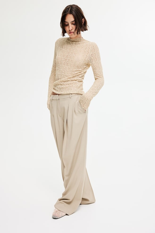 Кружевная рубашка H&M, бежевый
Кружевная рубашка H&M, бежевый