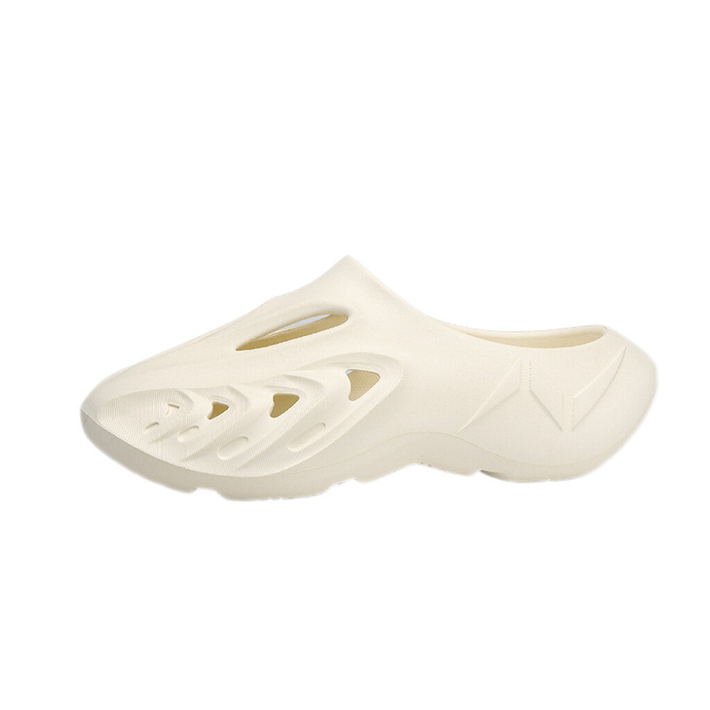 Сабо с закрытым носком для мужчин Bte, белый
Сабо с закрытым носком для мужчин Bte, белый