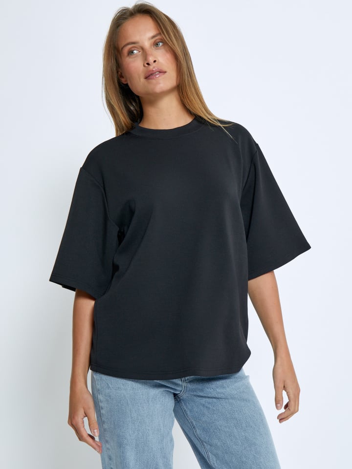 Футболка черного цвета Peppercorn, Черный, Футболка черного цвета Peppercorn
Футболка черного цвета Peppercorn, Черный, Футболка черного цвета Peppercorn