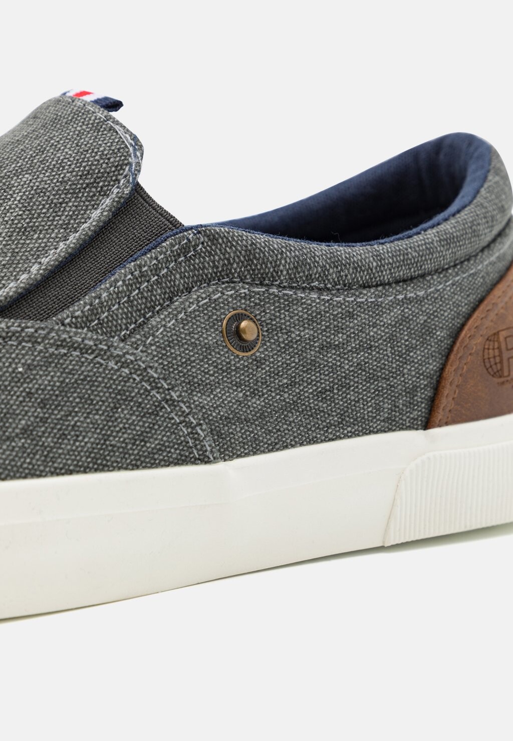 Слипоны Pier One, темно-серый
Слипоны Pier One, темно-серый