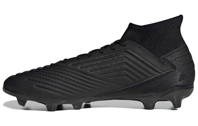 Мужские футбольные кроссовки Adidas Predator
Мужские футбольные кроссовки Adidas Predator