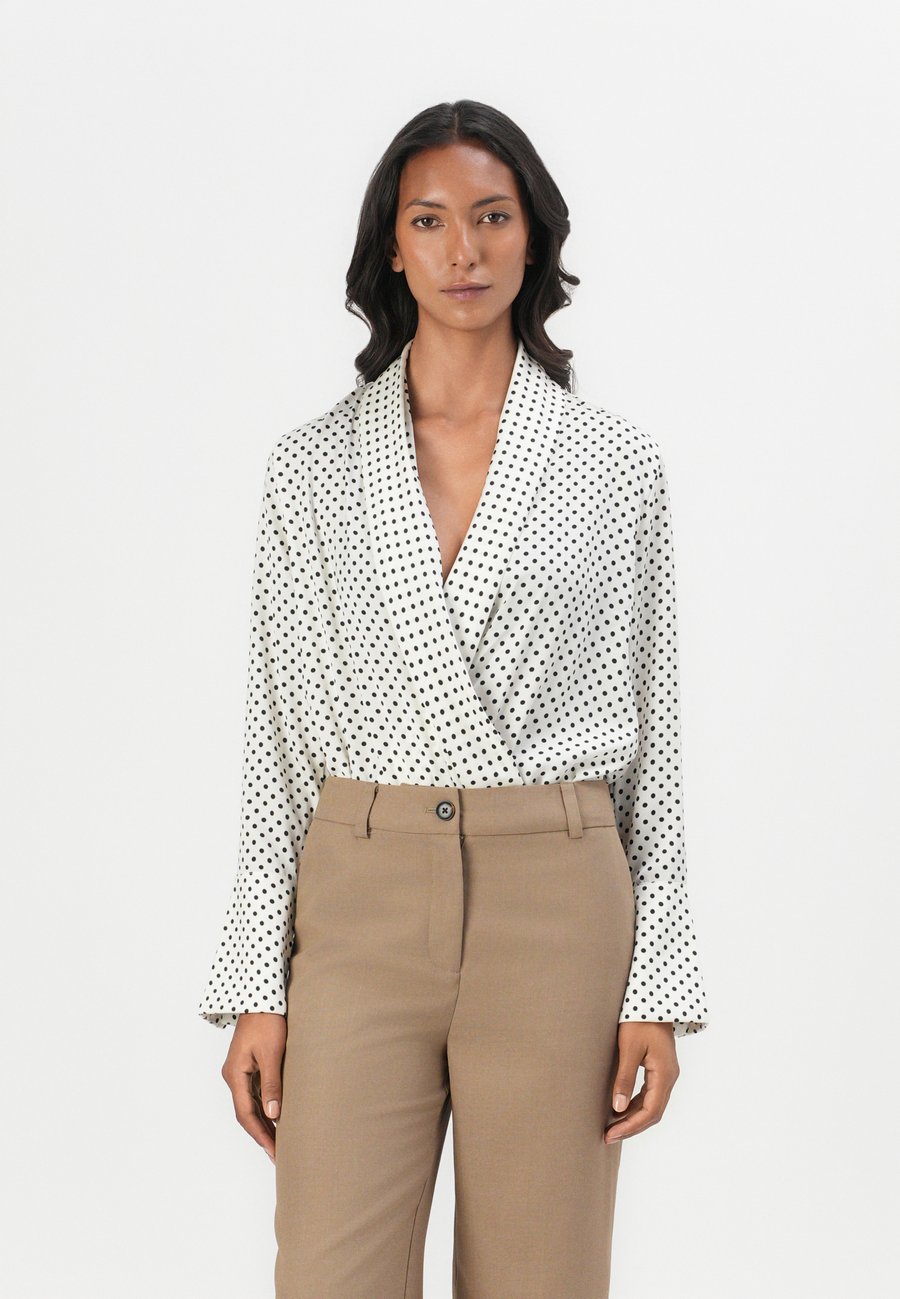 Блуза Anna Field Blouse, Black/White/Black
Блуза Anna Field Blouse, Black/White/Black