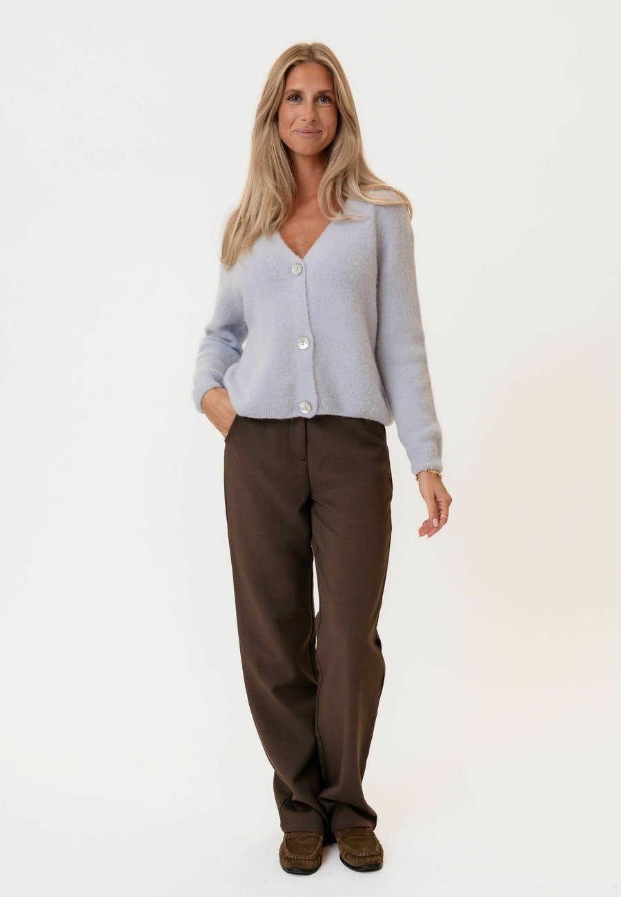 Кардиган BY IC VICKY, Blue/Light Blue
Кардиган BY IC VICKY, Blue/Light Blue