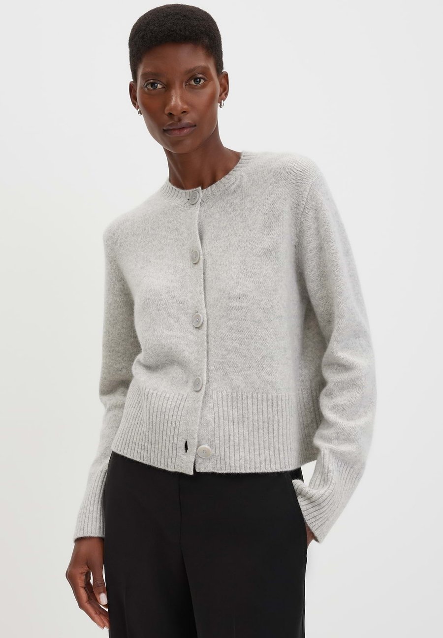 Кардиган someday. LOOSE FIT, Hazy Fog Melange/Grey
Кардиган someday. LOOSE FIT, Hazy Fog Melange/Grey