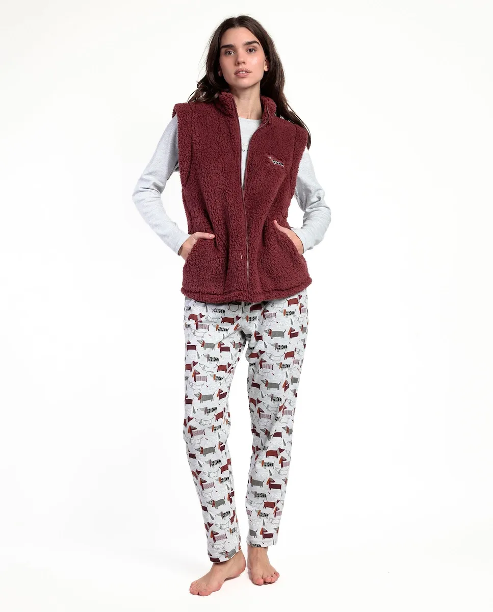 Женский короткий халат из теплой ткани коричневого цвета Admas
Женский короткий халат из теплой ткани коричневого цвета Admas