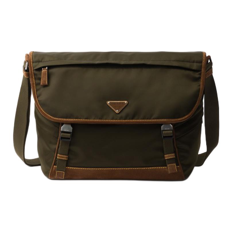 PRADA Кроссбод сумка из переработанного нейлона с замшей 
PRADA Кроссбод сумка из переработанного нейлона с замшей