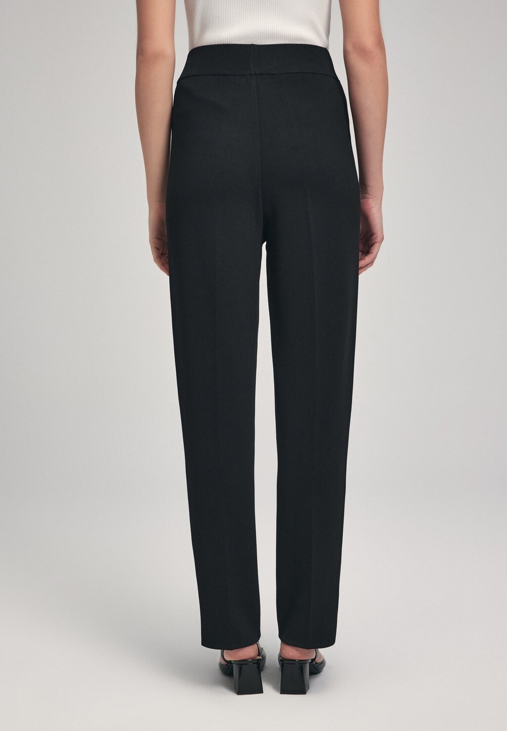 Брюки adL, черный
Брюки adL, черный