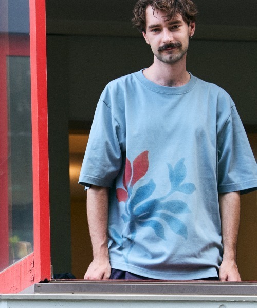 Rehacer Футболка Relax Fit, Petal Haze, синяя
Rehacer Футболка Relax Fit, Petal Haze, синяя