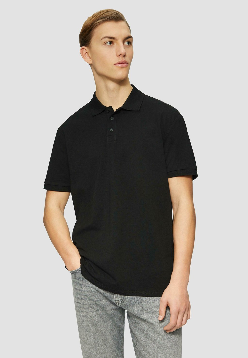 Рубашка поло QS, черный 
Рубашка поло QS, черный