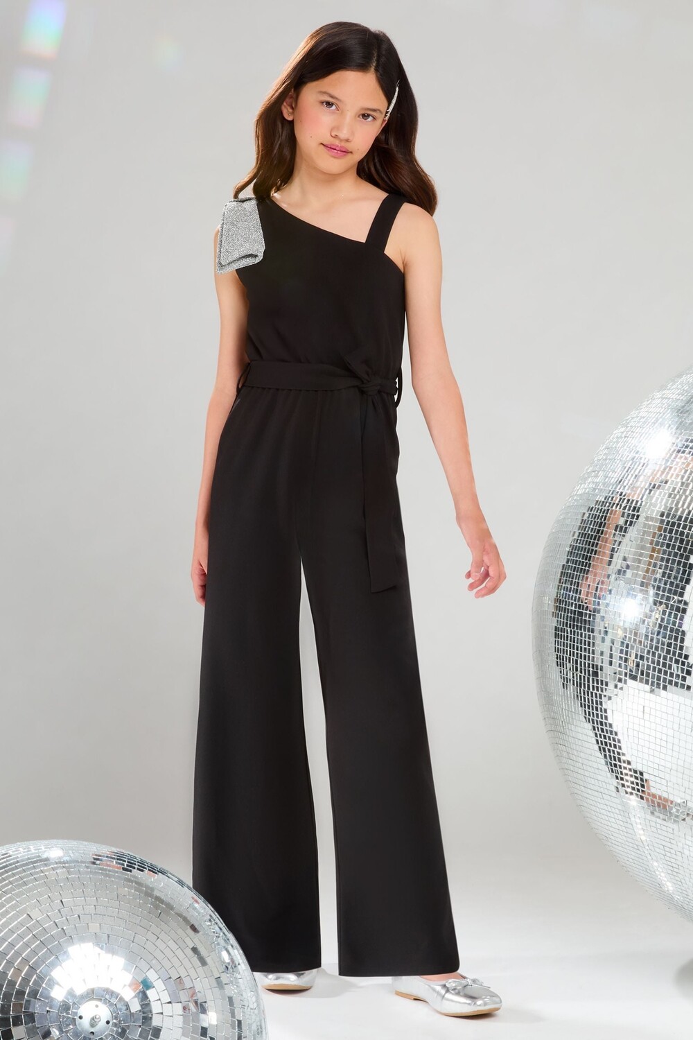 Праздничный комбинезон на одно плечо с бантом (5 16 лет) Lipsy, черный
Праздничный комбинезон на одно плечо с бантом (5 16 лет) Lipsy, черный