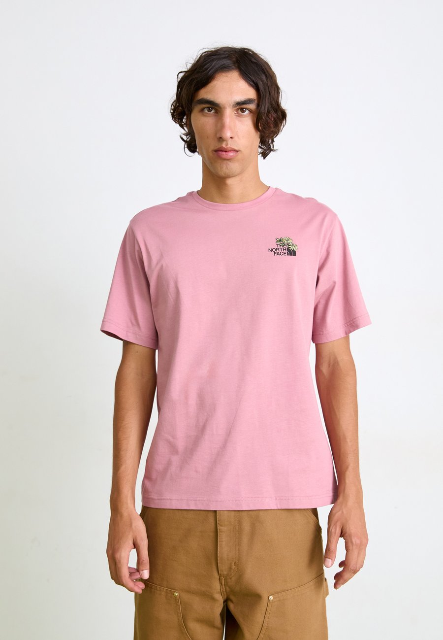 Футболка The North Face DOME TEE GRAPHIC, Nostalgia Rose/Pink
Футболка The North Face DOME TEE GRAPHIC, Nostalgia Rose/Pink