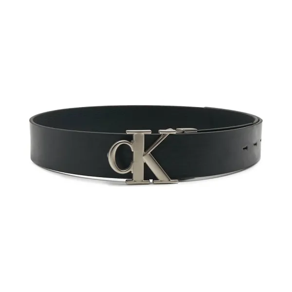 Двусторонний кожаный классический ремень + ремень с монограммой 35мм Calvin Klein, черный
Двусторонний кожаный классический ремень + ремень с монограммой 35мм Calvin Klein, черный